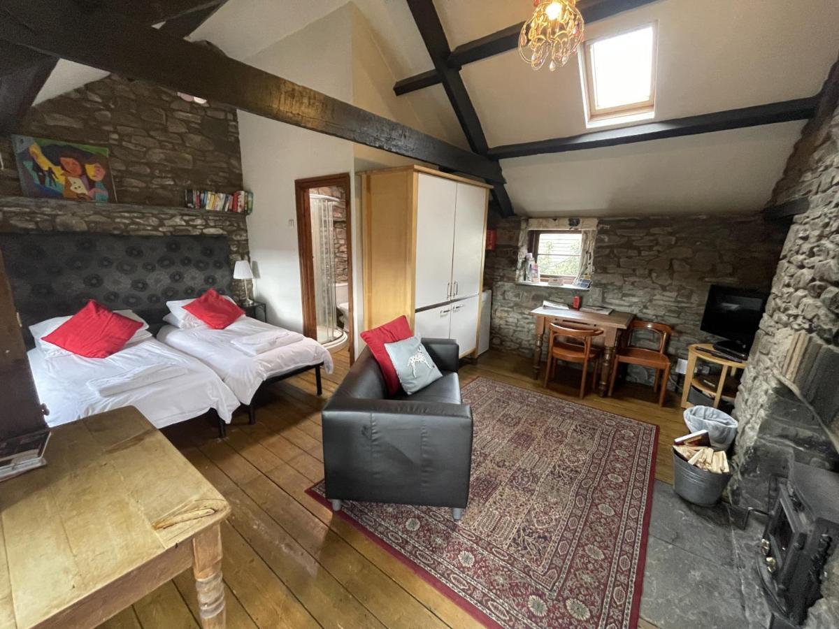 Tunnel Cottages At Blaen-Nant-Y-Groes Farm Aberdare Esterno foto