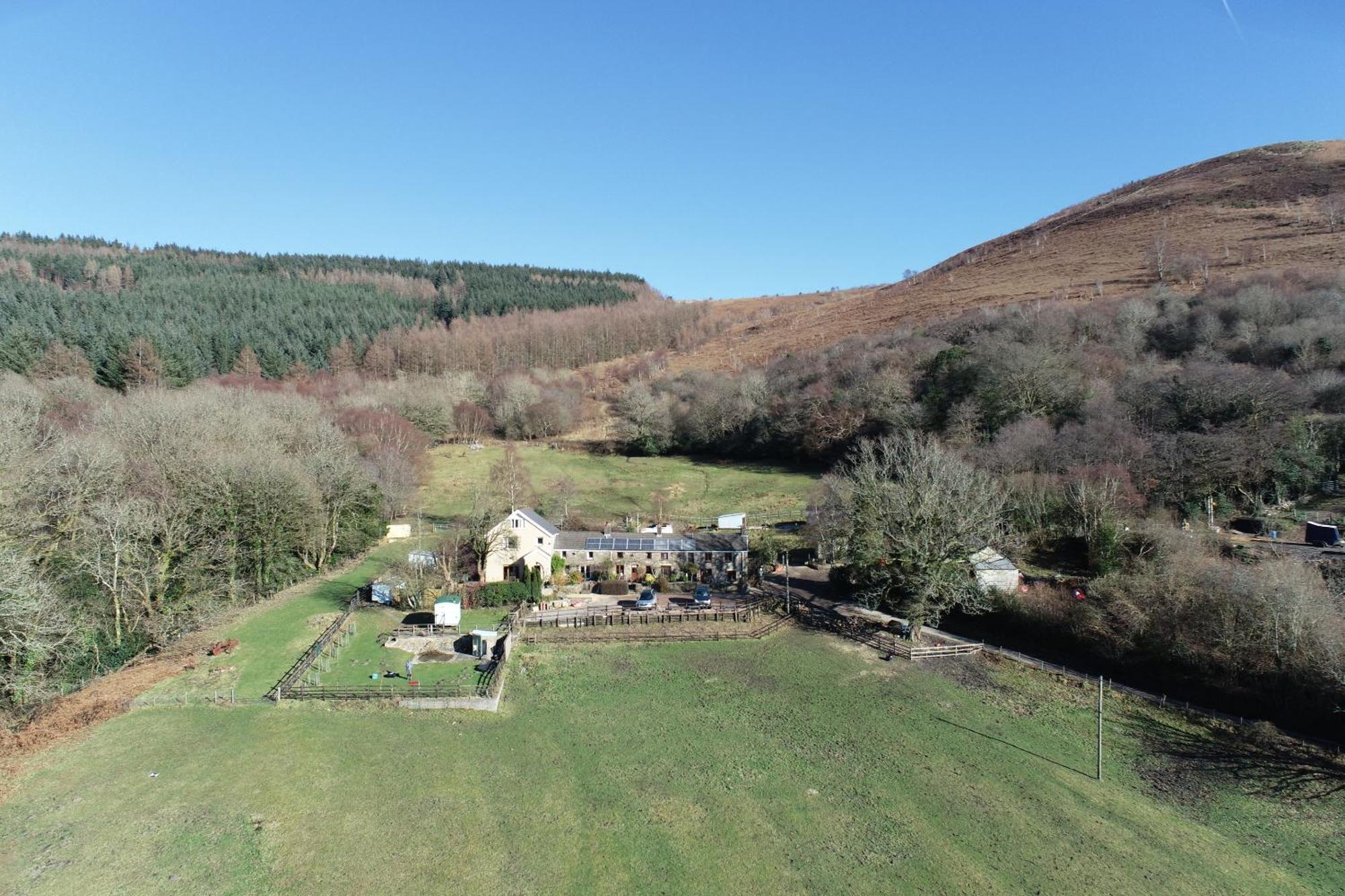 Tunnel Cottages At Blaen-Nant-Y-Groes Farm Aberdare Esterno foto